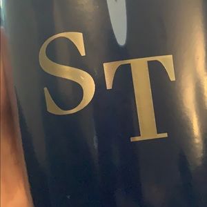 Meet your Posher, Santi